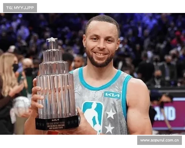 37岁库里暴打MVP!勇士新杀阵专克掘金,威少离谱失误看傻全场 37岁库里暴打MVP!勇士新杀阵专克掘金,威少离谱失误看傻全场
